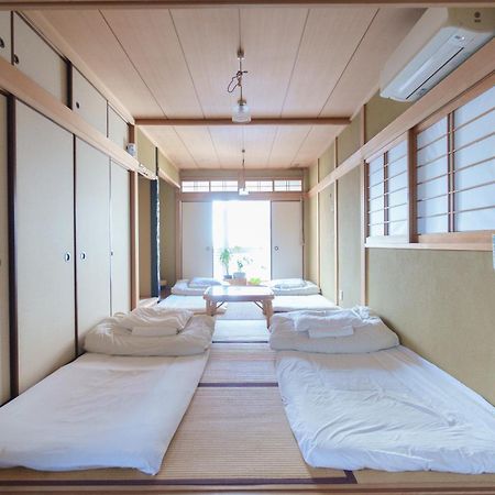 Hostel Ini Kobe & Brun Donut Cafe Екстериор снимка