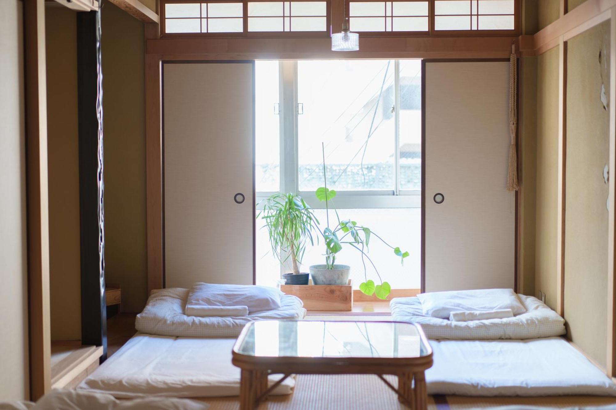 Hostel Ini Kobe & Brun Donut Cafe Екстериор снимка