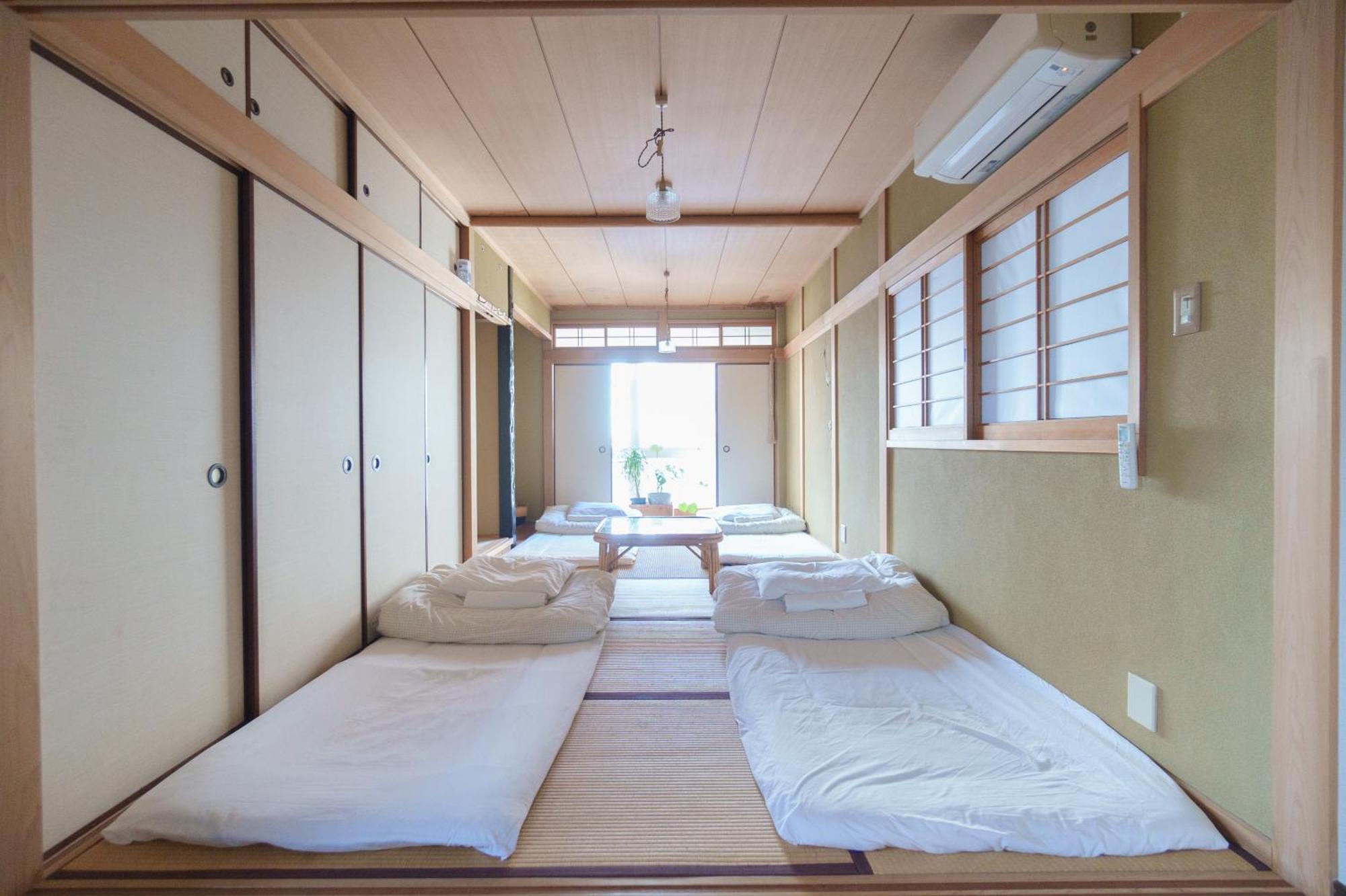 Hostel Ini Kobe & Brun Donut Cafe Екстериор снимка